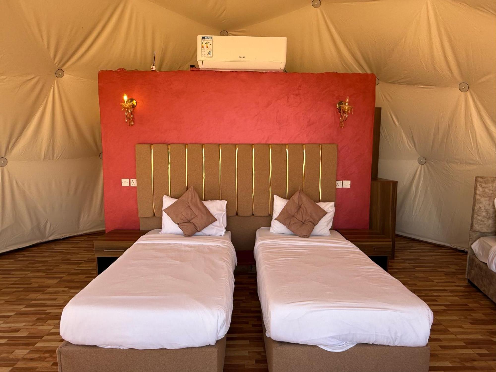 Rum Luxury Camp Wadi Rum Exterior foto